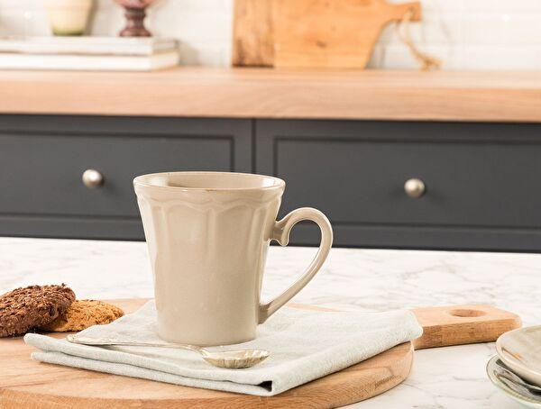 Violetter Reacy-Becher